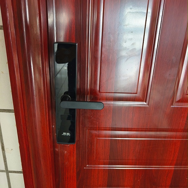 门锁安装